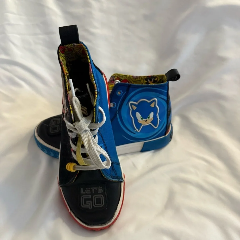 GUC Ground Up SEGA Sonic the Hedgehog X Shadow Lace Up High Tops